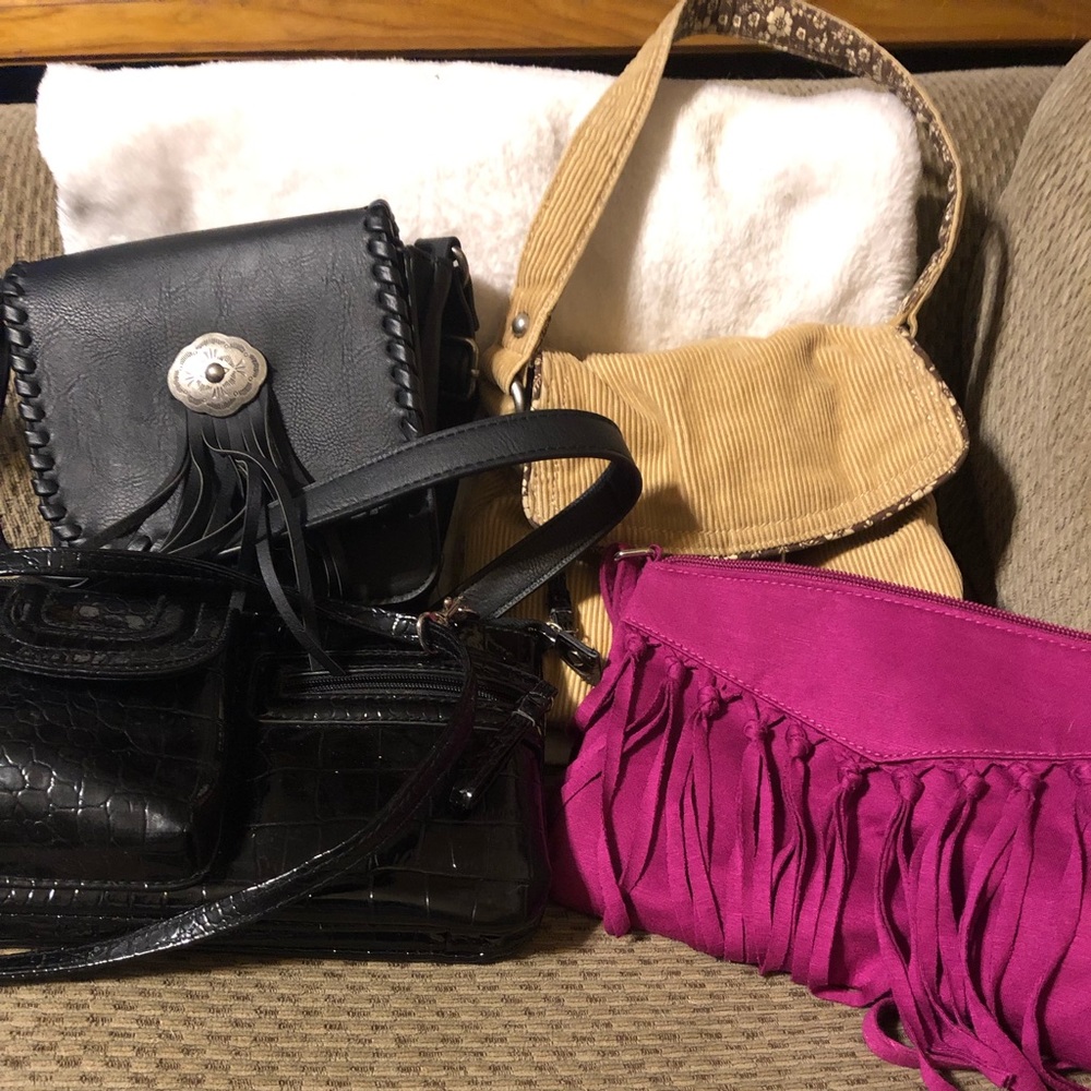 🔥3 for $15. Lot of girls purses